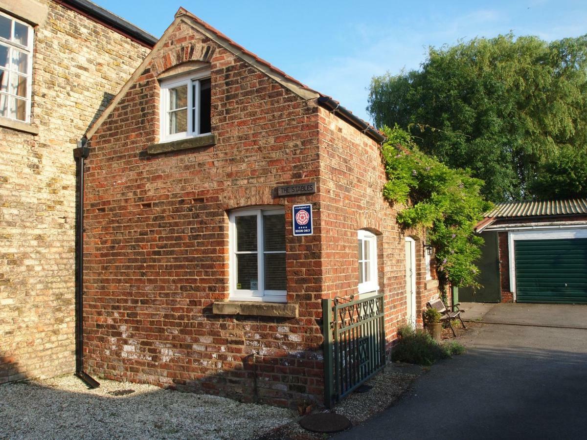 The Stables At Owlett Hall Crowle  Exterior foto